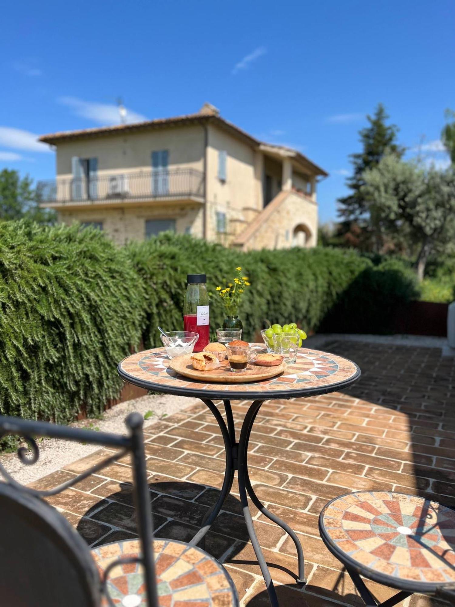 Agriturismo Qui E Ora Bevagna Room photo